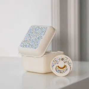 BIBS X Liberty Dummy Case krabička na cumlík Ivory 1 ks