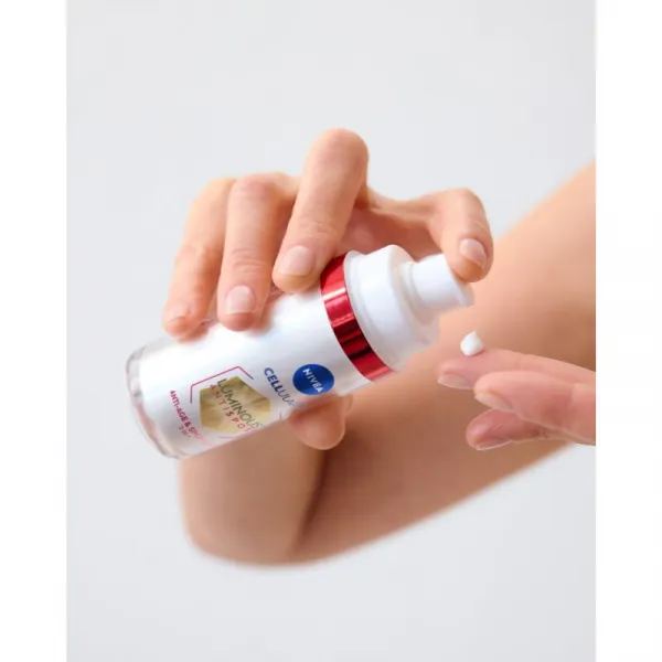 Nivea Cellular Luminous630 Omladzujúce sérum proti pigmentovým škvrnám 30 ml