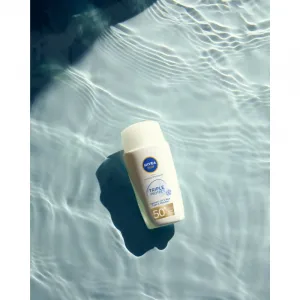Nivea Sun Triple Protect ľahký hydratačný krém na opaľovanie SPF 50+ 40 ml