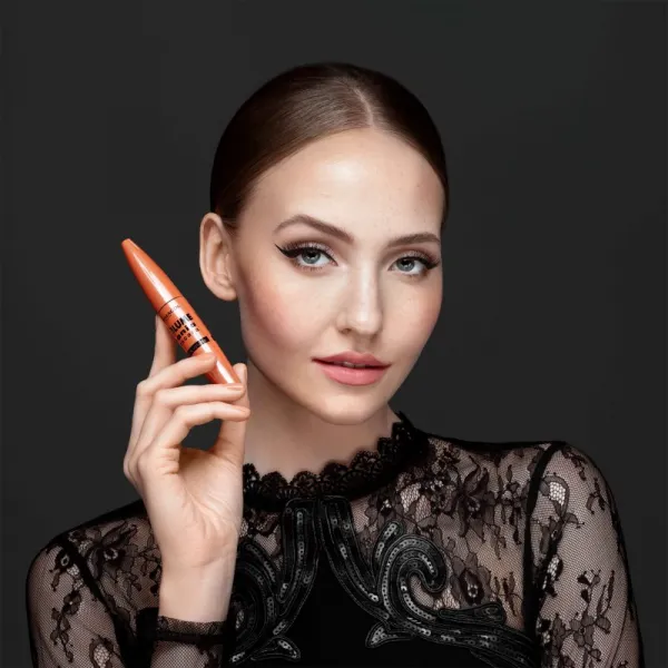 Dermacol Volume Mania +200% Volume riasenka pre extra objem odtieň Black 10,5 ml