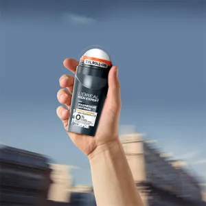 L’Oréal Paris Men Expert Magnesium Defence dezodorant roll-on pre mužov 50 ml