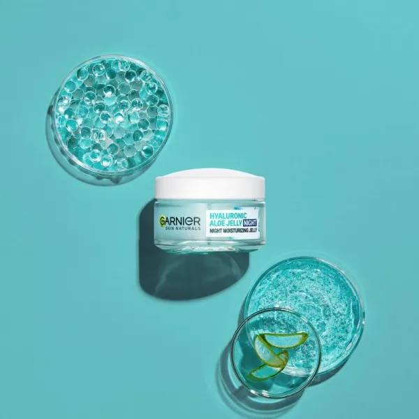 Garnier Hyaluronic Aloe Jelly nočný gélový krém pre hydratáciu a vyhladenie pleti 50 ml