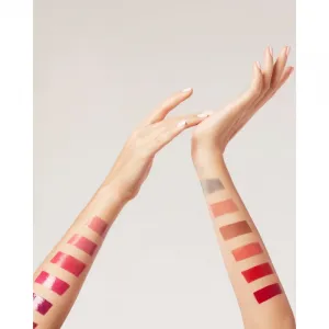 L’Oréal Paris Color Riche Shine rúž s vysokým leskom odtieň 111 Pink Wonderland 4.8 g