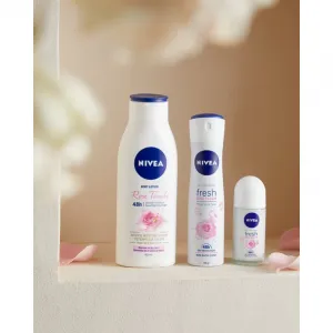 Nivea Rose Touch guličkový antiperspirant pre ženy 50 ml