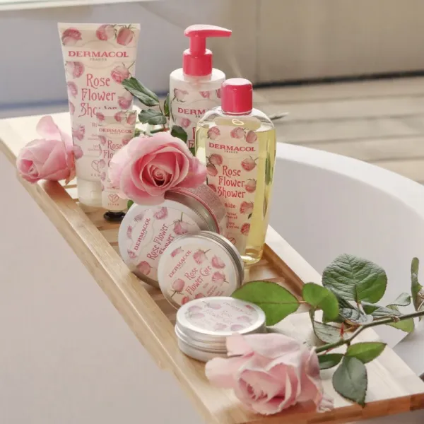 Dermacol Flower Care Rose cukrový telový peeling 200 g