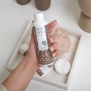 Australian Bodycare Tea Tree Oil hĺbkovo čistiace tonikum s čajovníkovým olejom 150 ml