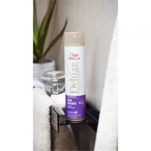 Wella Deluxe Pure Fullness lak na vlasy s extra silnou fixáciou pre objem 250 ml