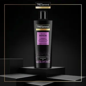 TRESemmé Biotin + Repair 7 obnovujúci šampón pre poškodené vlasy 400 ml