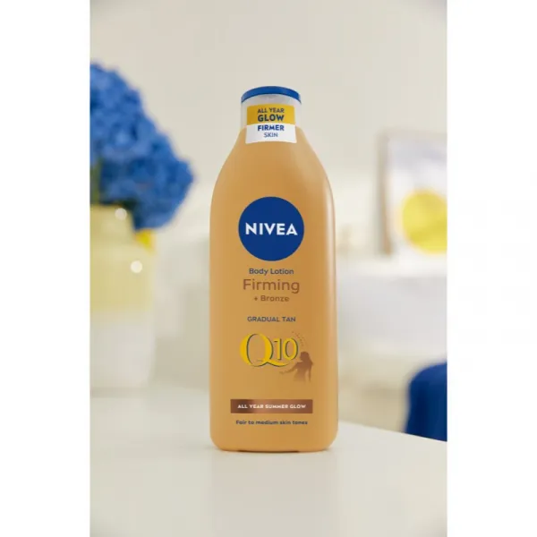 Nivea Q10 Firming + Bronze tónovacie mlieko so spevňujúcim účinkom 400 ml