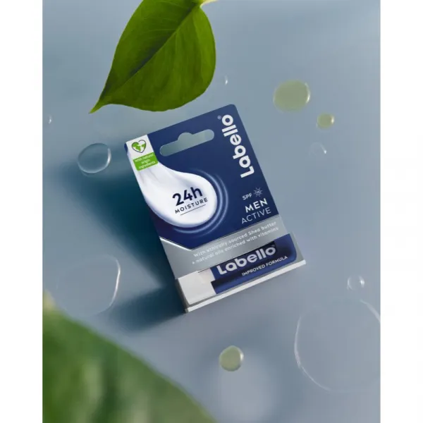 Labello Active Care balzam na pery pre mužov 4,8 g