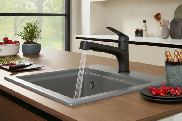 VILLEROY & BOCH VILLEROY & BOCH - Drezová batéria Villeroy & Boch Junis Shower, 92810006, Matt Black 92810006