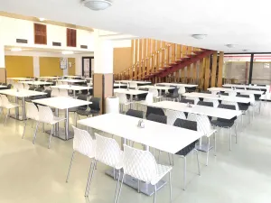 Jedálenský stôl na dvojitej centrálnej nohe MOD 405 INOX Rozmery: 740x1400x800 mm (V-Š-H)