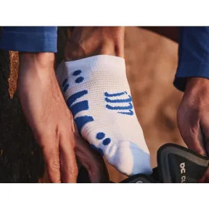 Compressport NO SHOW SOCKS Členkové  športové  ponožky, biela, veľkosť