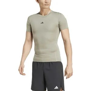 adidas TECHFIT COMPRESSION TRAINING T-SHIRT Pánske fitness tričko, sivá, veľkosť