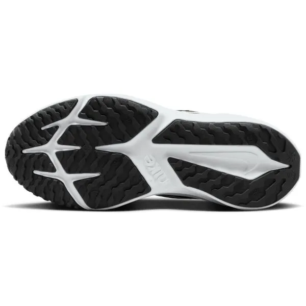 Juniorská športová obuv (tréningová) NIKE Star Runner 4 Jr black white anthracite