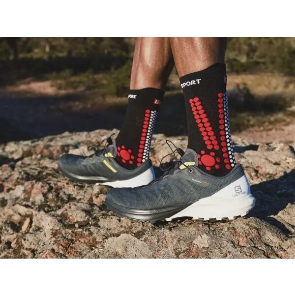 Compressport PRO RACING SOCKS v4.0 TRAIL Bežecké ponožky, čierna, veľkosť