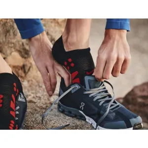 Compressport NO SHOW SOCKS Členkové  športové  ponožky, čierna, veľkosť