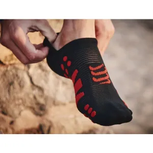Compressport NO SHOW SOCKS Členkové  športové  ponožky, čierna, veľkosť