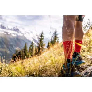 Compressport MID COMPRESSION SOCKS Vysoké  bežecké ponožky, červená, veľkosť