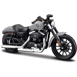 MAISTO 2022 SPORTSTER&reg; IRON 883™ MOTORKA, čierna, veľkosť