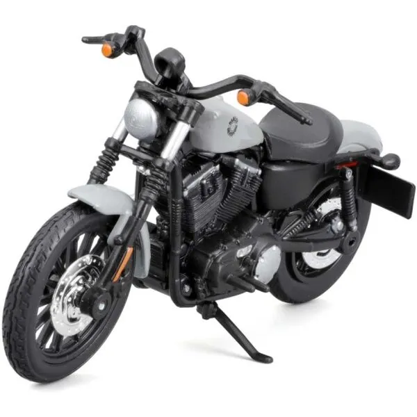 MAISTO 2022 SPORTSTER&reg; IRON 883™ MOTORKA, čierna, veľkosť