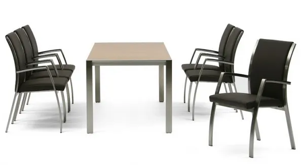 FORMDESIGN konferenčná stolička FERMATO Cuatro