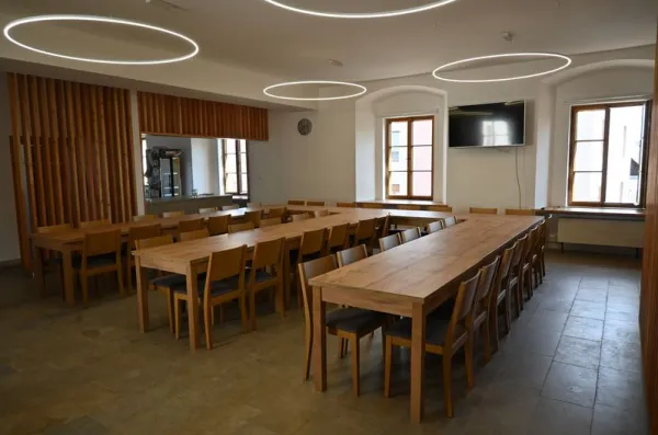 STIMA Jedálenský stôl UDINE