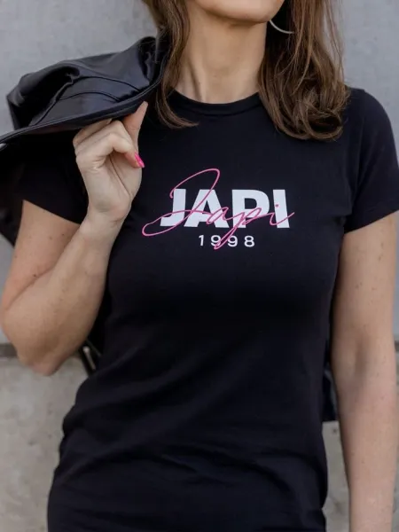 Dámske šaty slim MAGENTA s krátkym rukávom