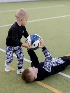 Chlapčenská mikina s kapucňou FOOTBALL