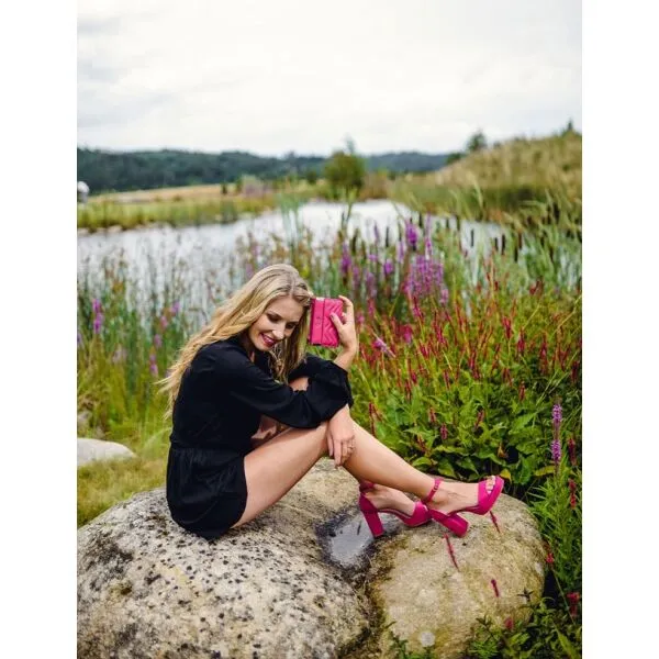 Tmavo ružová dámska peňaženka Vuch Binca Pink