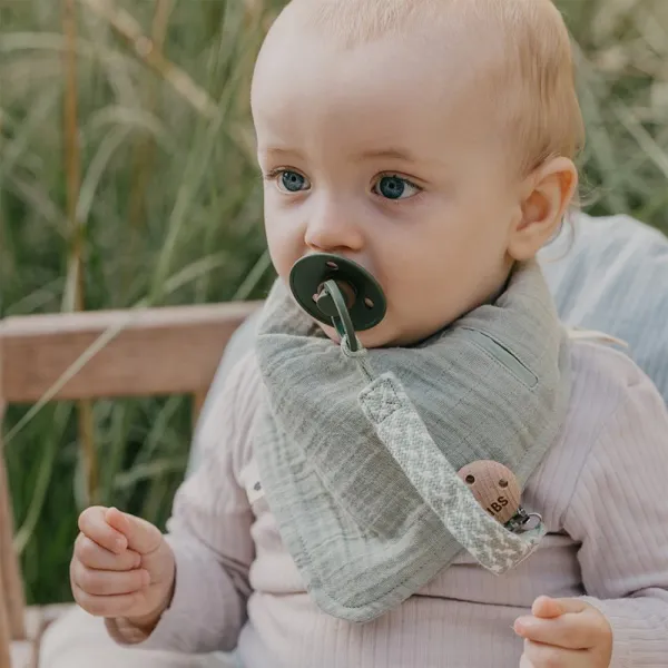 Klip na cumlík BIBS Paci Braid Sage/Ivory
