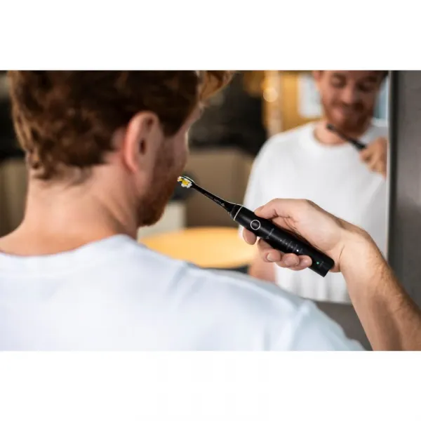TrueLife Sonická kefka SonicBrush Compact Black