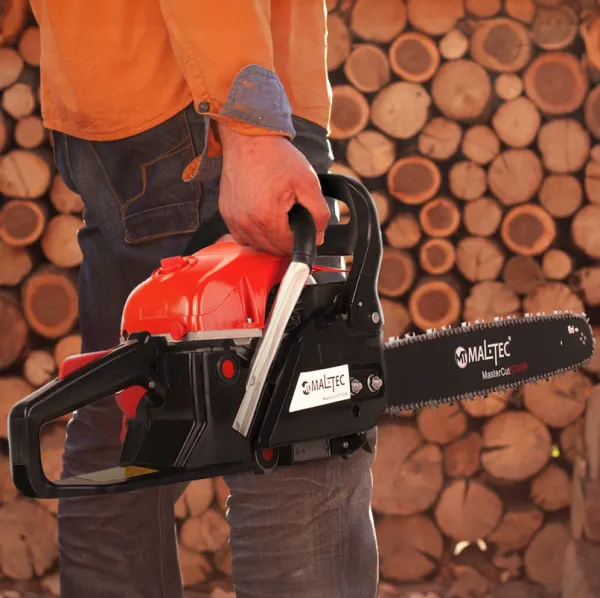 BenzínováreťazovápílaMasterCut5700W