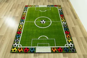 Detský koberec Rainbow 11377/130 futbalové ihrisko, zelený