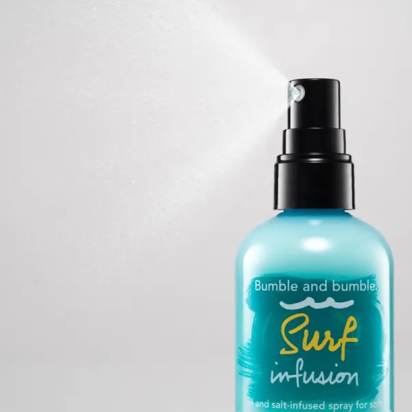 Bumble and bumble Surf Infusion sprej pre nedbalé plážové vlny s olejom 100 ml