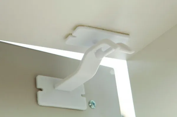 DREAMBABY Zámok dvojsmerný lepiaci 2 kusy