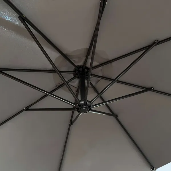 Ak furniture Zahradní slunečník ASTER s boční nohou 300 cm světle šedý