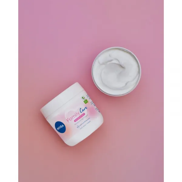 Nivea Family Care ľahký hydratačný krém na tvár, ruky a telo 450 ml