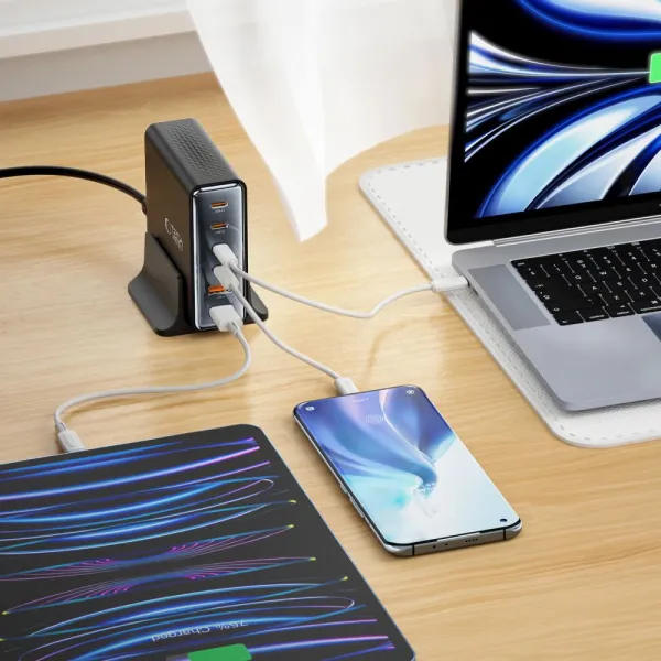 Tech-Protect DC80W Desktop Charger PD80W/QC3.0 - Black