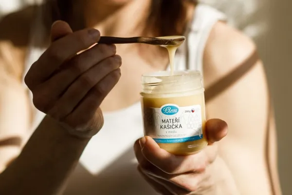 Pleva Materská kašička v mede 250g