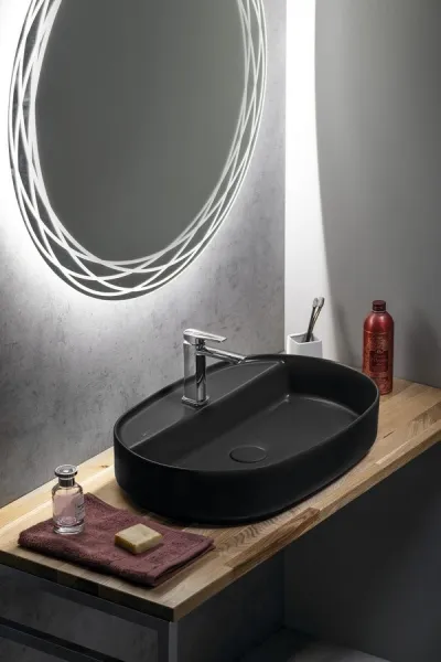 ISVEA - INFINITY OVAL keramické umývadlo na dosku, 60x40cm, čierna matná 10NF65060-2N