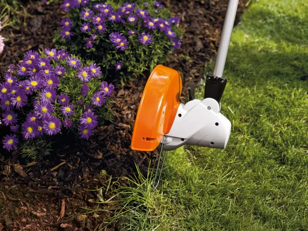 Elektrický vyžínač STIHL FSE 52