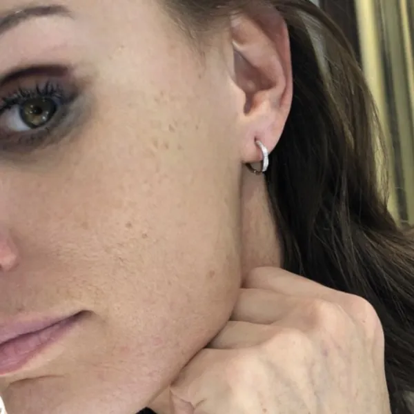 Blink-Blink Nadčasové diamantové náušnice 0.12 ct3340BDG