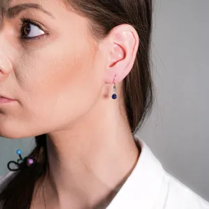 Blink-Blink Očarujúce diamantové náušnice z bieleho zlata so Zafírom3436BZG