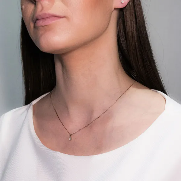 Blink-Blink Jemný prívesok s diamantom osadeným v korunke 0.05 ct4050ZDG