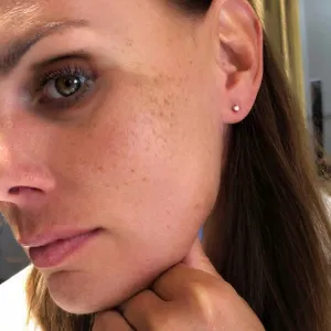 Blink-Blink Jemné diamantové náušnice z bieleho zlata 0.04 ct3004BDG