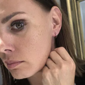 Blink-Blink Elegantné diamantové náušnice biele zlato 0.06 ct3318BDG-0.06
