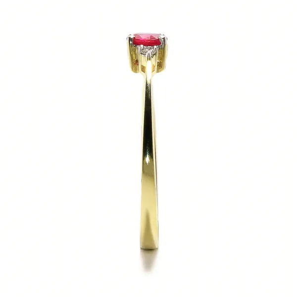 Blink-Blink Jemný prsteň s Rubínom a diamantmi po stranách2224ZRG