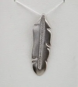 Blink-Blink Diamantový prívesok v tvare pierka 0.07 ct4128BDZS