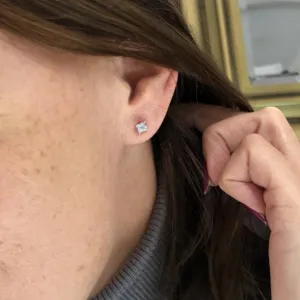 Blink-Blink Napichovacie náušnice s Rubínom3185ZRuG